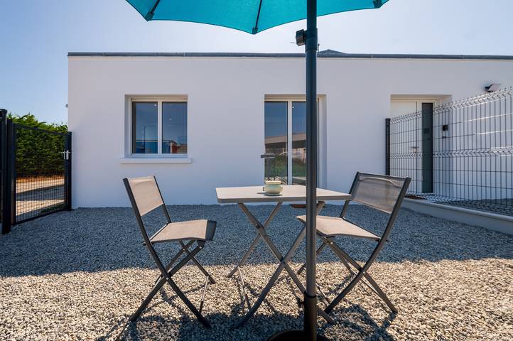 Ferienwohnung für 2 Personen, mit Garten in Arzon