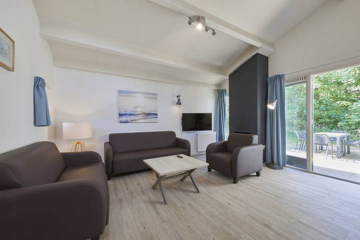 Ferienhaus für 6 Personen, mit Balkon/Terrasse und Terrasse sowie Garten und Pool in Kijkduin - 2