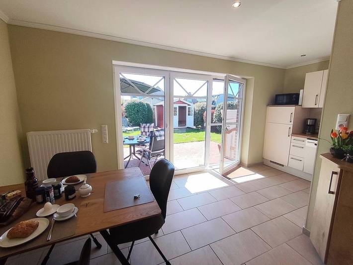 Hütte für 3 Personen, mit Terrasse und Garten in Norddeich - 4