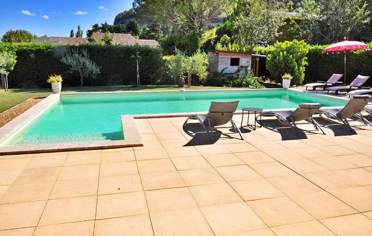 Location de vacances pour 10 personnes, avec terrasse à Barbentane - 2