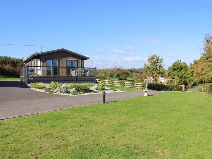 Holiday rental for 4 people, with Garden and Pool as well as View in Newton Abbot