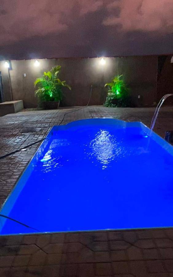 Casas e apartamentos de temporada para 6 pessoas, com vista e piscina e ainda balcão em Rifaina