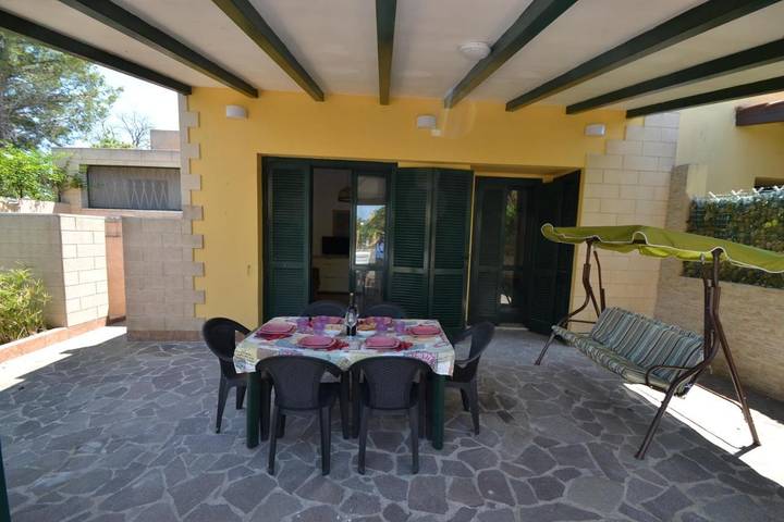 Villa per 5 persone, con giardino e panorama nonché terrazza a Torre dell'Orso