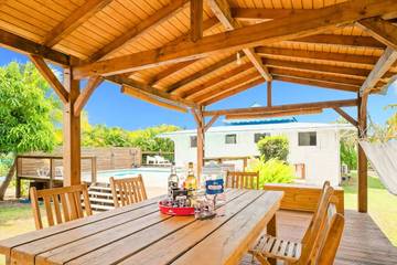 Villa for 4 Guests in Saint-François, French West Indies, Picture 1