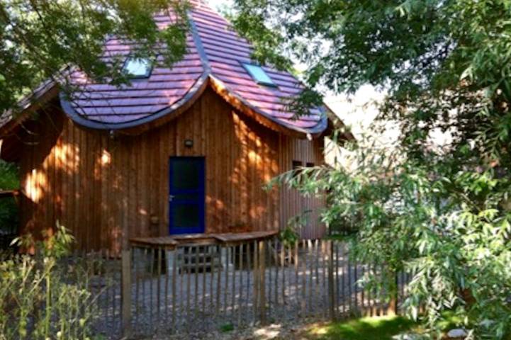 Gîte pour 5 personnes, avec jardin et terrasse, animaux acceptés