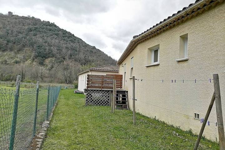 Maison de vacances pour 6 personnes, avec terrasse et jardin, animaux acceptés