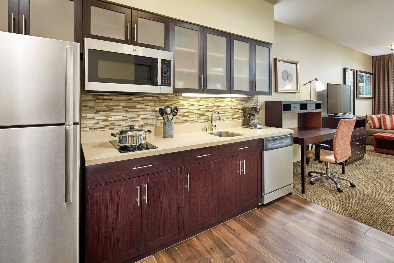 Staybridge Anaheim At The Park in Anaheim, Orange County