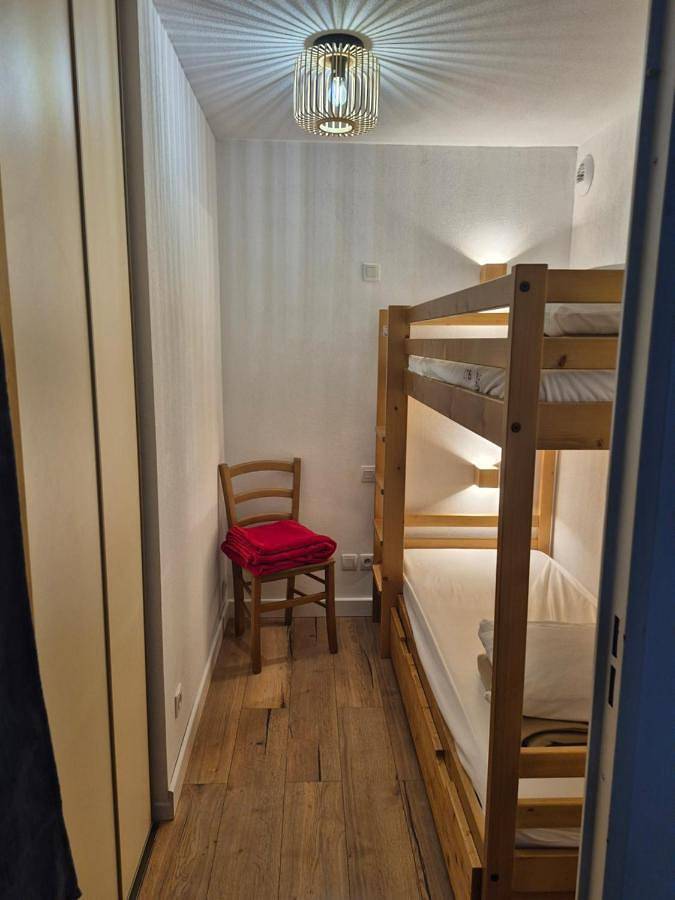 Appartement entier, Two-Bedroom Apartment with Balcony in Orcières, Parc national des Écrins