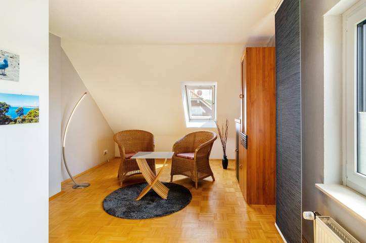 Entire apartment, Apartment 'An der Ohme' with Private Garden, Balcony and Wi-Fi in Warburg, Kreis Höxter