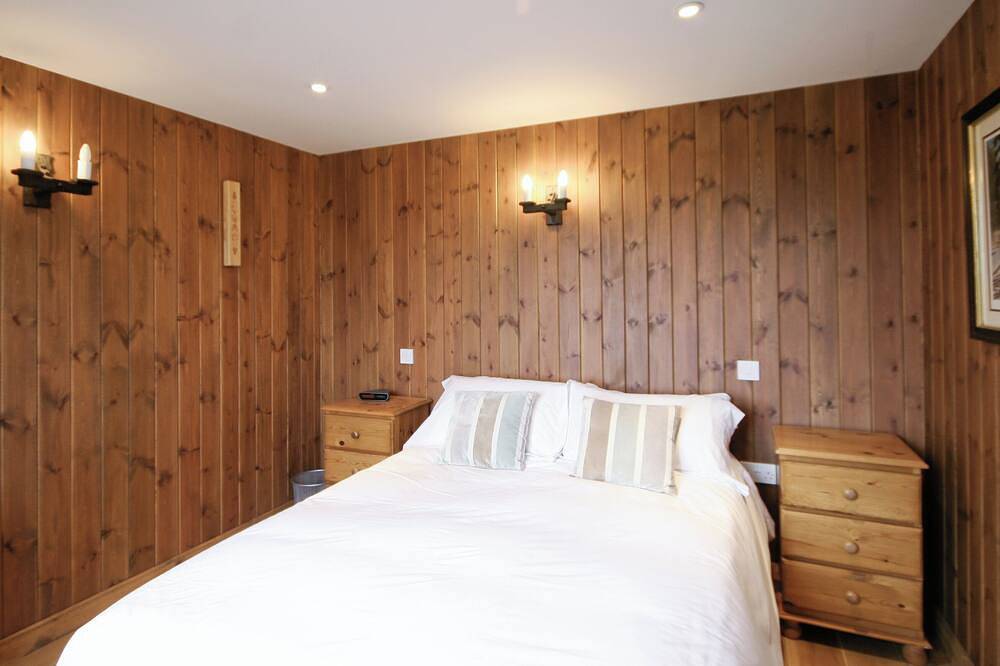 3 bedroom accommodation in Brockford, near Stowmarket in Suffolk