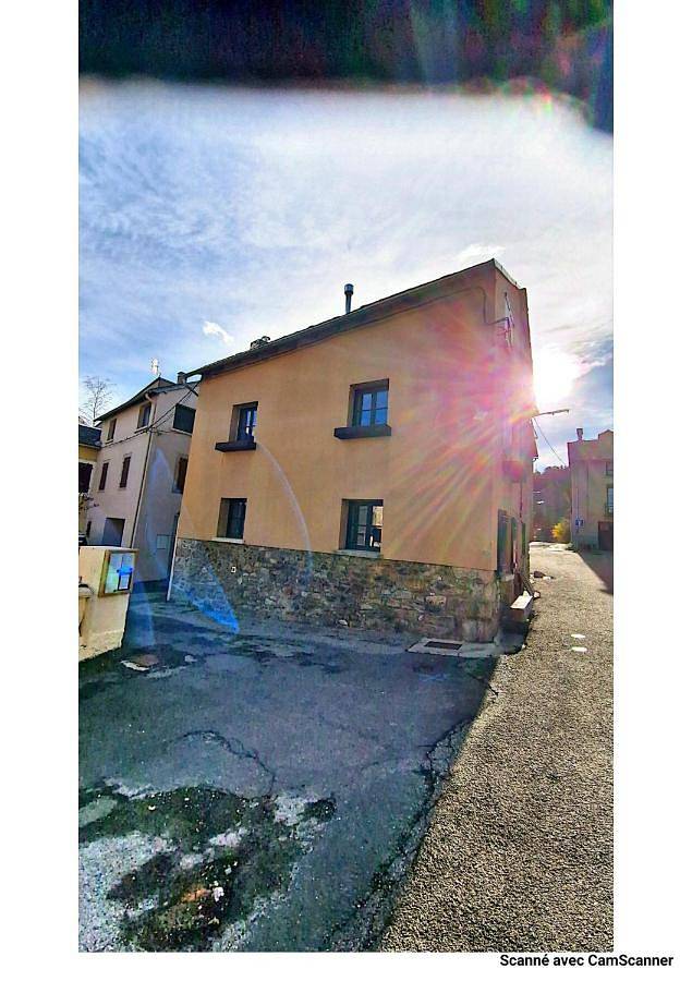 Location de vacances pour 4 personnes, avec vue, animaux acceptés dans Quérigut - 2