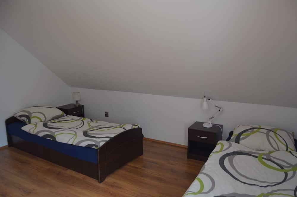 Ganze Wohnung, Tuczenko, das Haus am See, Wohnung bis 4 Pers., Natur pur, Ruhe und Entspannung in Lebus (Polen)