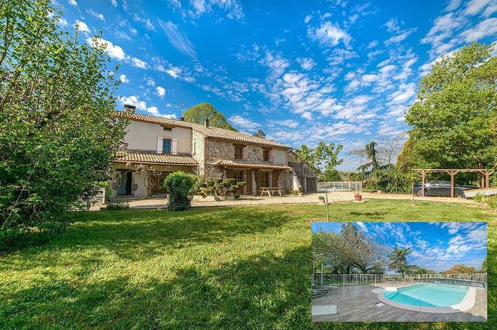 Location de vacances pour 12 personnes, avec Balcon ainsi que Jacuzzi et Jardin à Feugarolles