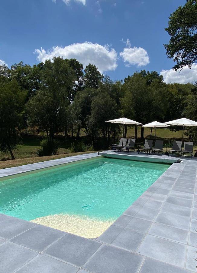 Maison de vacances pour 2 personnes, avec Terrasse et Jacuzzi ainsi que Jardin et Piscine