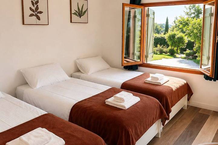 Location de vacances pour 34 personnes, avec jardin ainsi que jacuzzi et terrasse, animaux acceptés à Mazères - 2