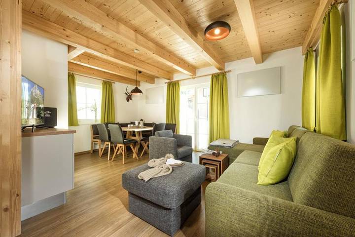 Apartmenthotel für 6 Personen, mit Ausblick und Sauna sowie Garten in Altaussee - 2