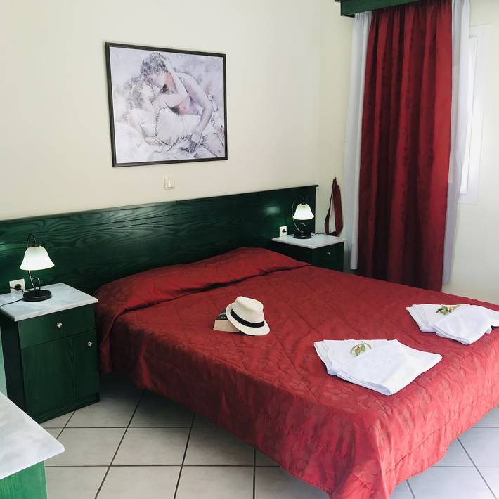 Vakantiewoning voor 3 personen, with Balkon/Terras and Whirlpool as well as Uitzicht in Roda