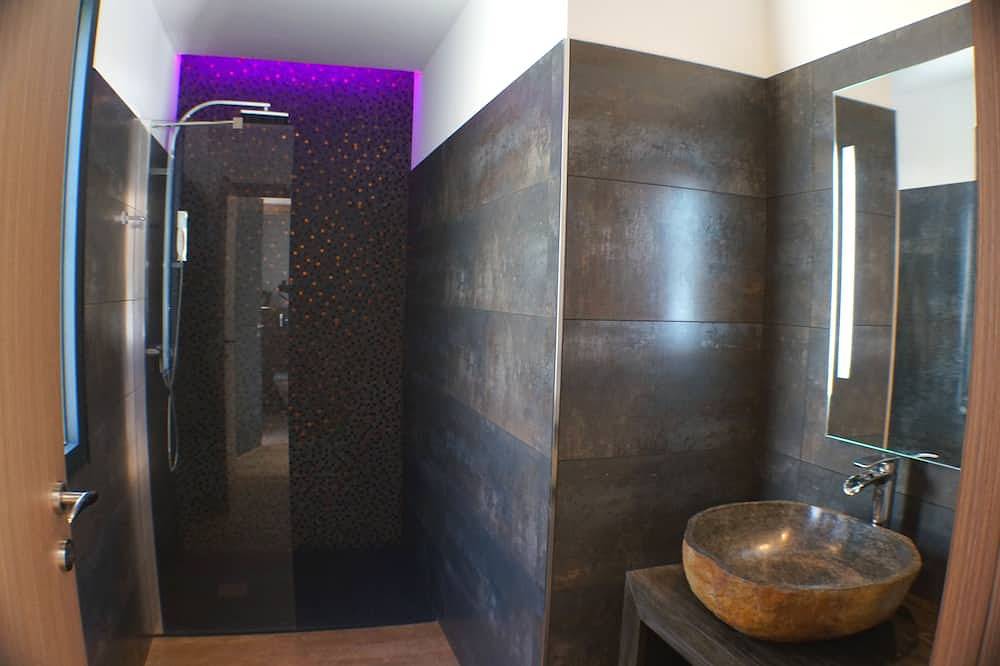 Ganze Wohnung, Agosta Plage - Moderne Wohnung von 50m² mit Terrasse in Albitreccia, Ajaccio und Umgebung