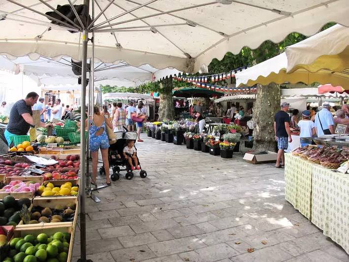 Location de vacances pour 5 personnes, avec jardin dans Plage de la Nartelle