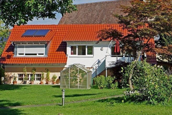 Ferienwohnung für 4 Personen, mit Balkon und Garten