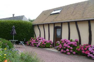 Gîte pour 3 personnes, avec jardin dans Cressy