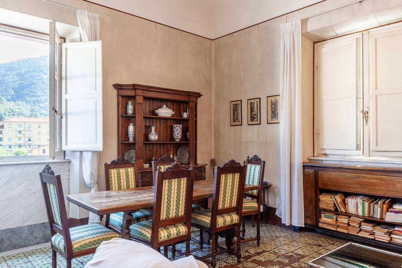 Appartamento intero, Appartamento 'Palazzo Ricci' con Wi-Fi in Carrara, Riviera Toscana