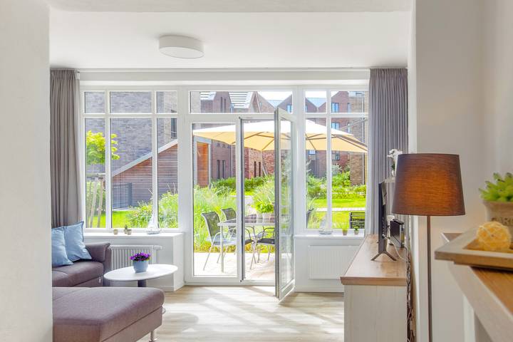 Entire holiday apartment, Gutshaus in Heiligenhafen, East Holstein