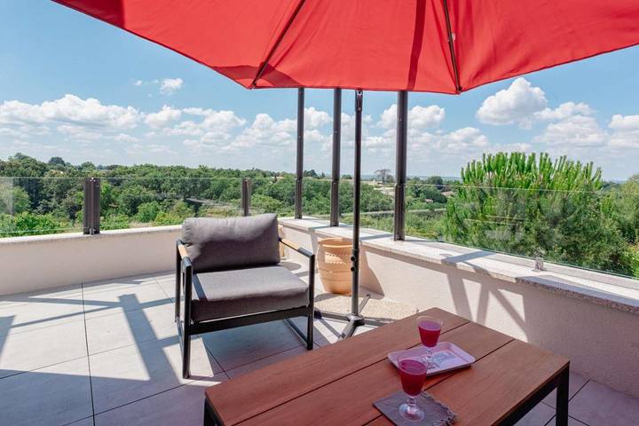 Hôtel pour 2 personnes, avec Terrasse ainsi que Jardin et Piscine à Carignan-de-Bordeaux - 3