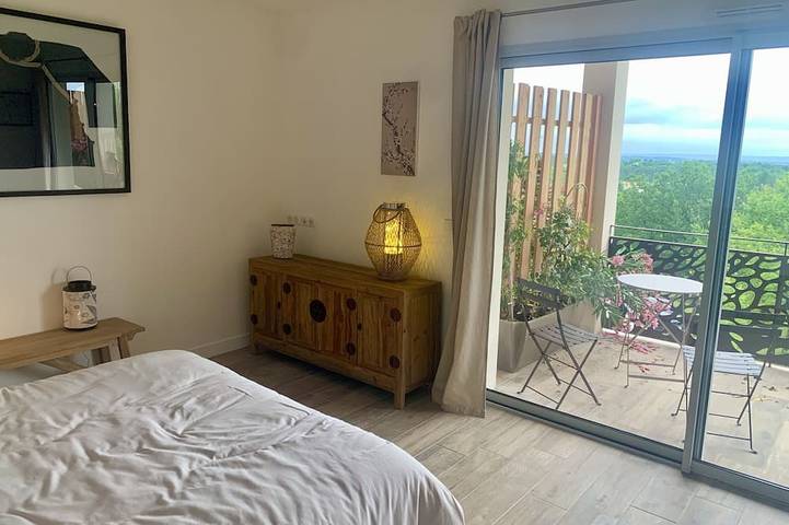 Location de vacances pour 10 personnes, avec balcon et sauna ainsi que jacuzzi et jardin à Labastide-Marnhac - 4