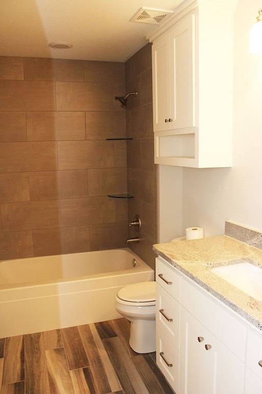 Farmhouse Fresh Retreat, neu renoviert in Bentonville, Ozark Mountains