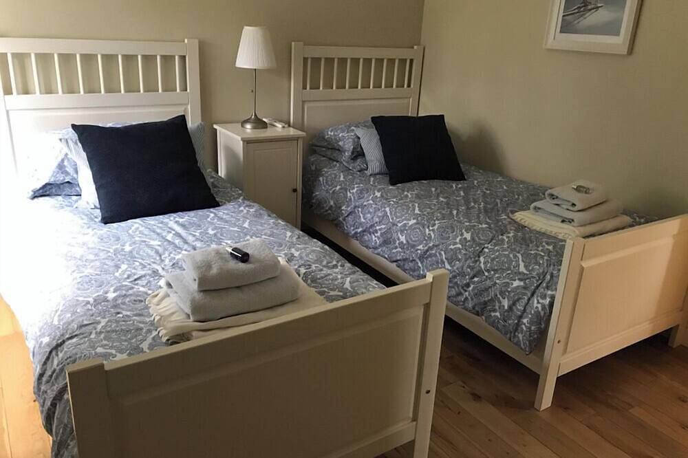 Bed and Breakfast accommodation in a converted farmhouse in South Lanarkshire