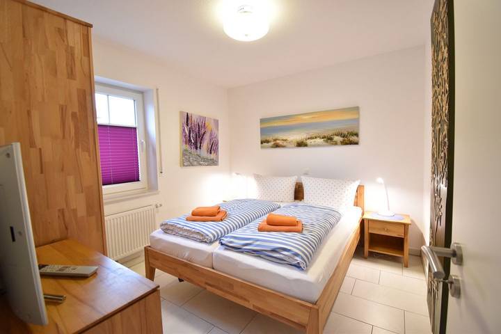 Ferienwohnung für 2 Personen, mit Garten in Norddeich - 2