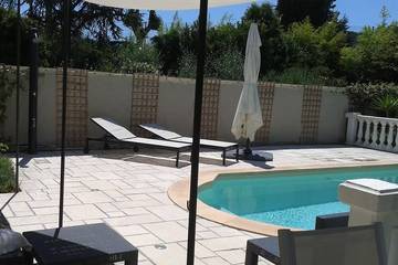 Gîte pour 6 personnes, avec jardin à Auribeau-sur-Siagne