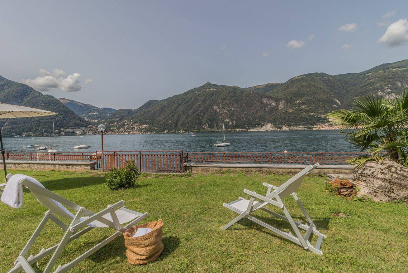 Ganze Wohnung, Ferienwohnung für 2 Personen mit Seeblick in Carvagnana (Lezzeno), Lezzeno