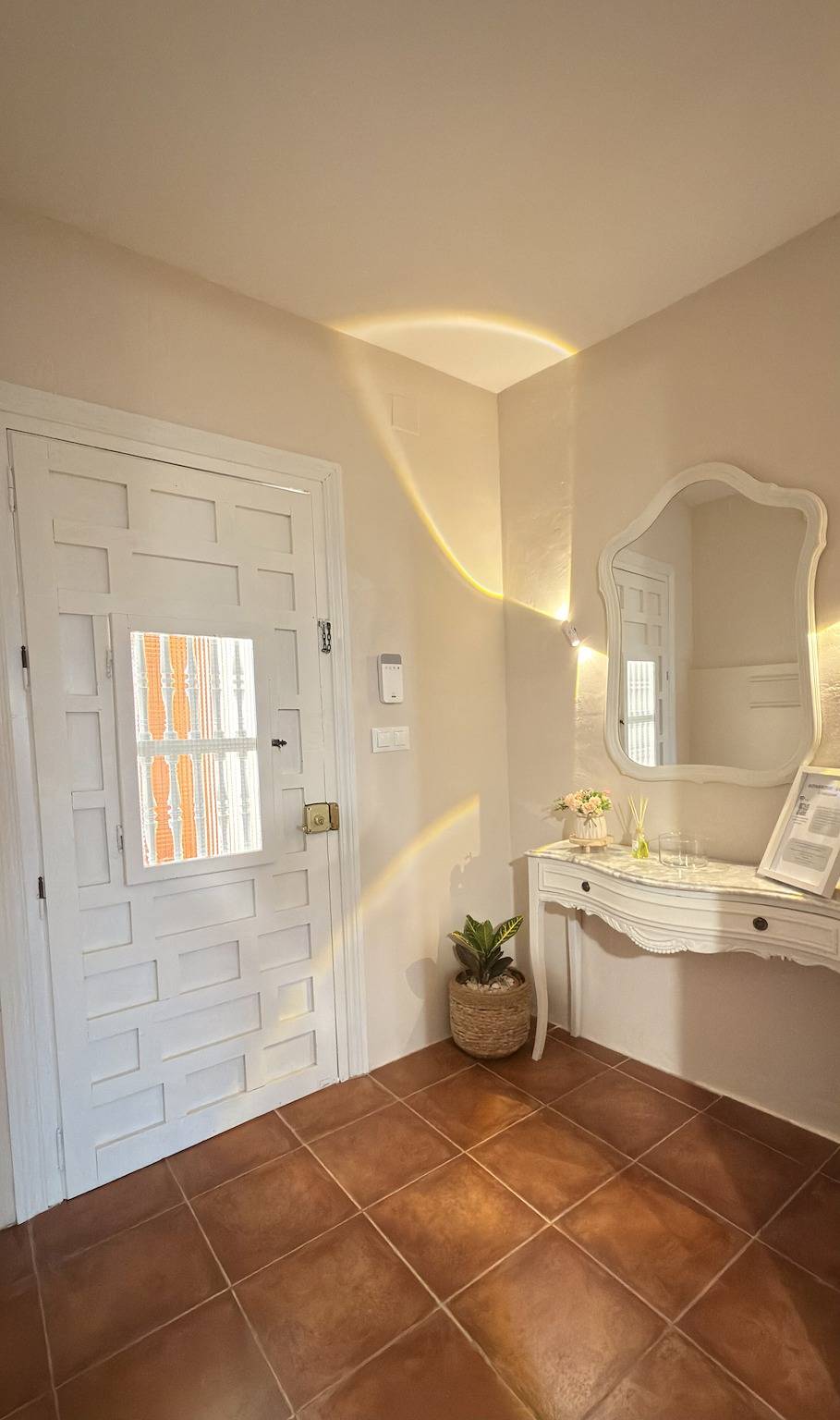 Casa Eloah Amplia casa con patio y ubicación tranquila in Antequera, Provincia de Málaga