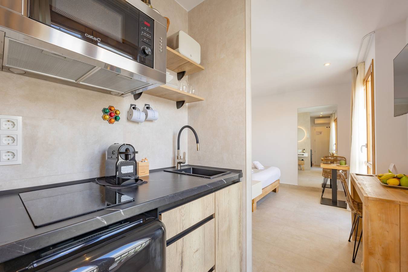 Habitación 'Altea 04' con piscina compartida, Wi-Fi y aire acondicionado. in Altea pueblo, Altea