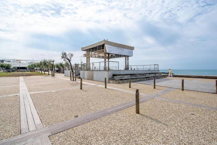 Gîte pour 4 personnes, avec terrasse et vue, animaux acceptés dans Plage Chambre d'Amour - 3