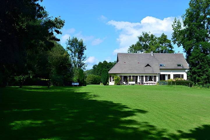 Gîte pour 6 personnes, avec jardin dans Canehan
