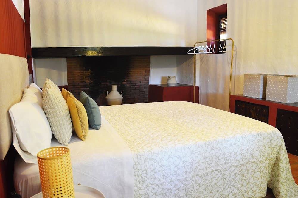 Cortijo La Cañada, a charming place to enjoy with family and friends.  in Rute, Sierras Subbéticas