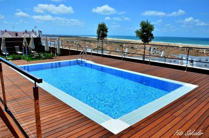 Hôtel pour 3 personnes, avec piscine et terrasse