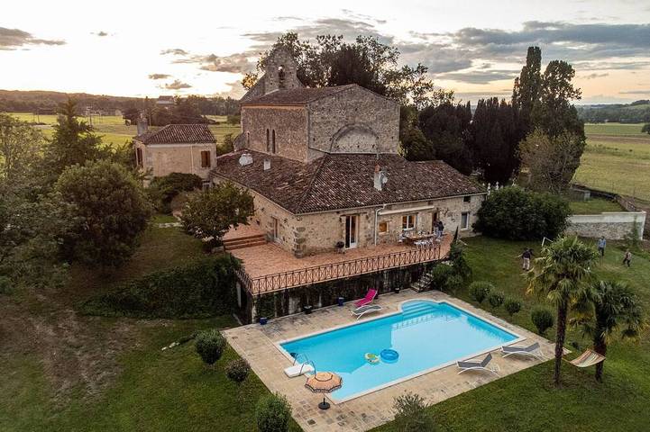 Location de vacances pour 10 personnes à Moncrabeau