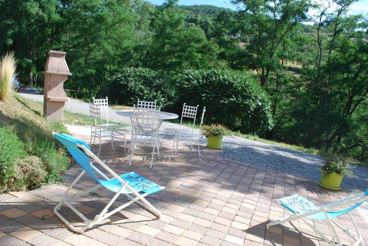 Location de vacances pour 4 personnes, avec terrasse et jardin à Saint-Romain-en-Jarez - 4