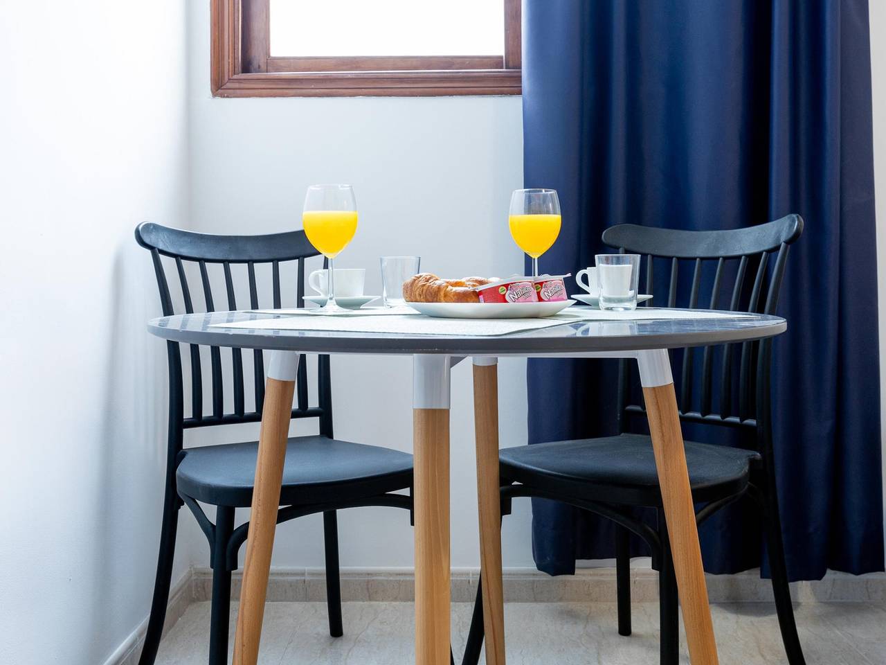 Gehele studio, Cozy studio with pool near attractions in Playa de Fañabé, Adeje