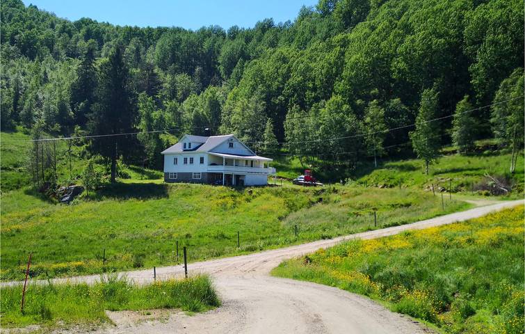 Ferienhaus für 6 Personen, mit Garten und Terrasse sowie Ausblick - 1