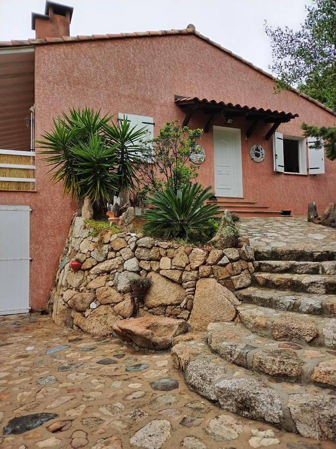 Villa pour 8 personnes, avec jardin, adapté aux familles
