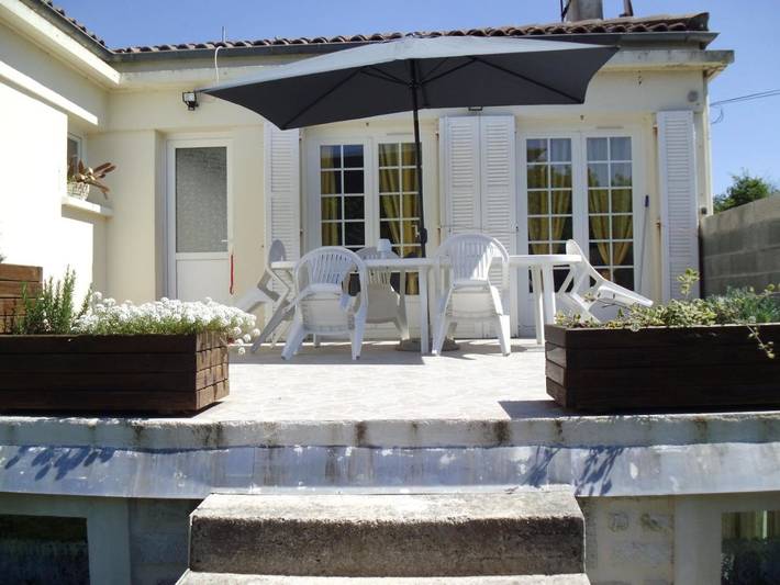 Gîte pour 6 personnes, avec jardin et vue à Échillais - 3