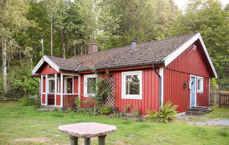 Hus för 5 Personer med sjöutsikt in Svenska Östersjön