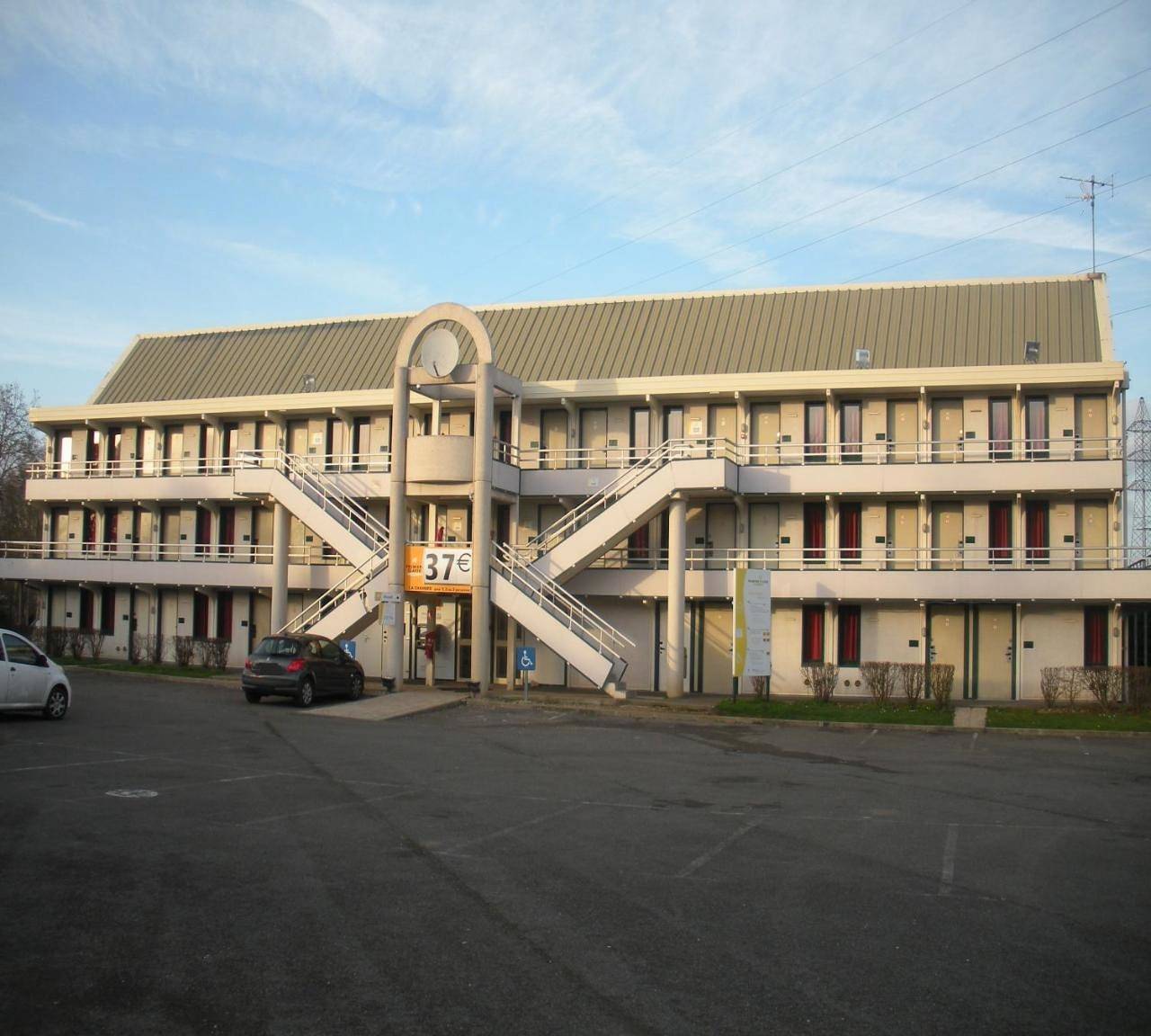 Triple Room in Dreux, Région de Dreux