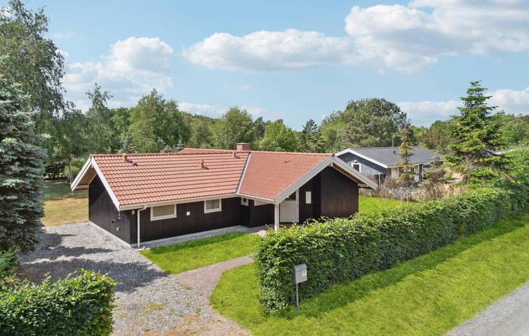 Ferienhaus für 9 Personen, mit Terrasse und Whirlpool sowie Garten und Sauna in Dannemare - 2