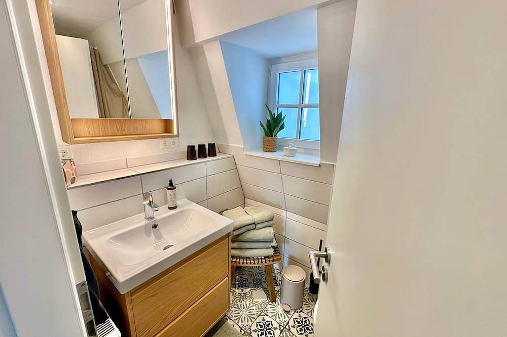 Ganze Wohnung, Mavie-Living: Garden Apartment in Breitbrunn am Ammersee, Herrsching